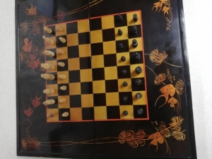 shakhmaty_vremen_sssr_vetnam_figury_iz_kosti_bujvola (1).jpg