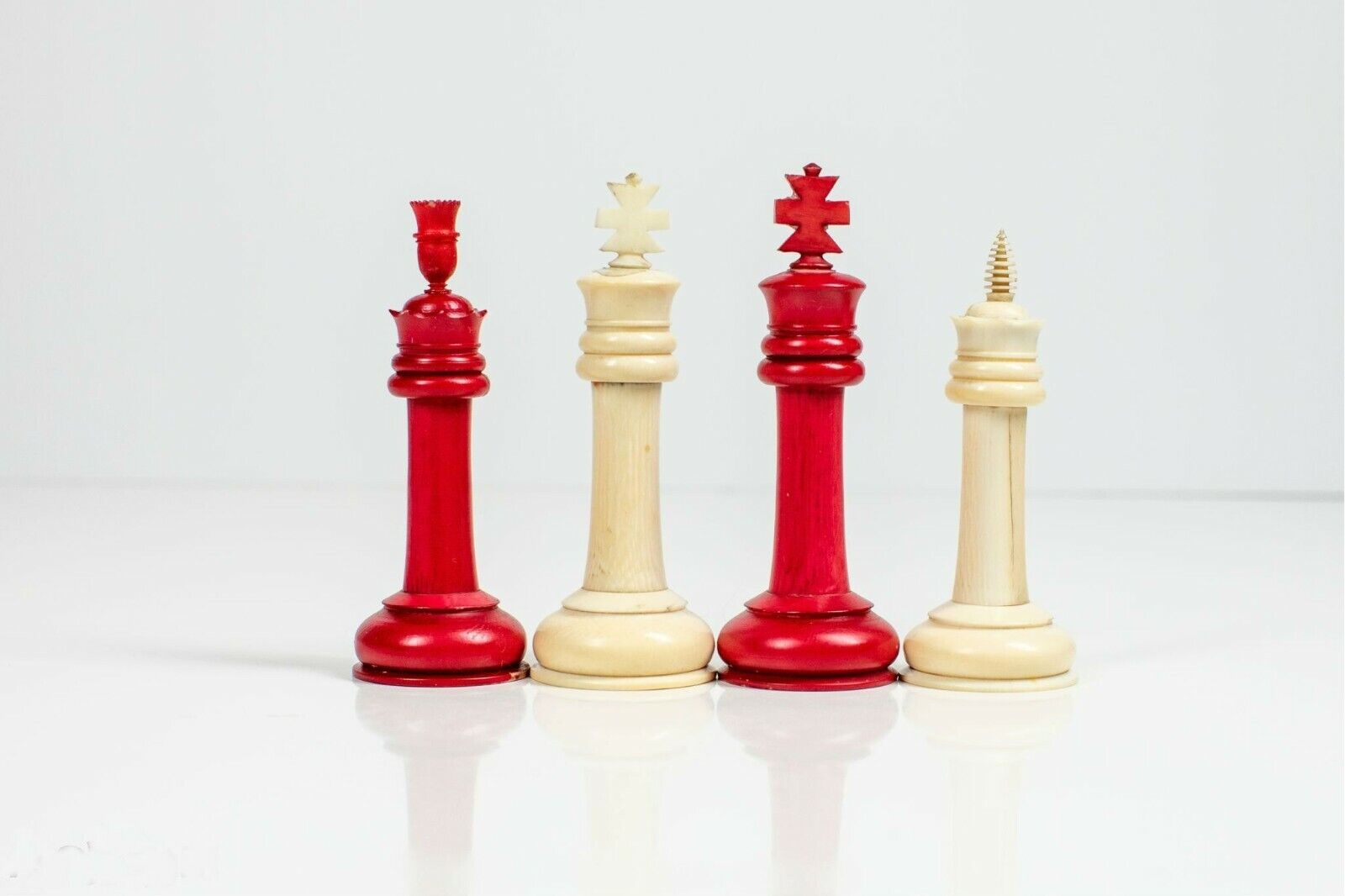10791.Antique Chess Pieces Staunton Burma approx. 1880. Bone