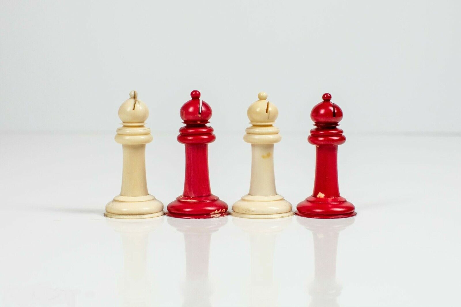 10791.Antique Chess Pieces Staunton Burma approx. 1880. Bone