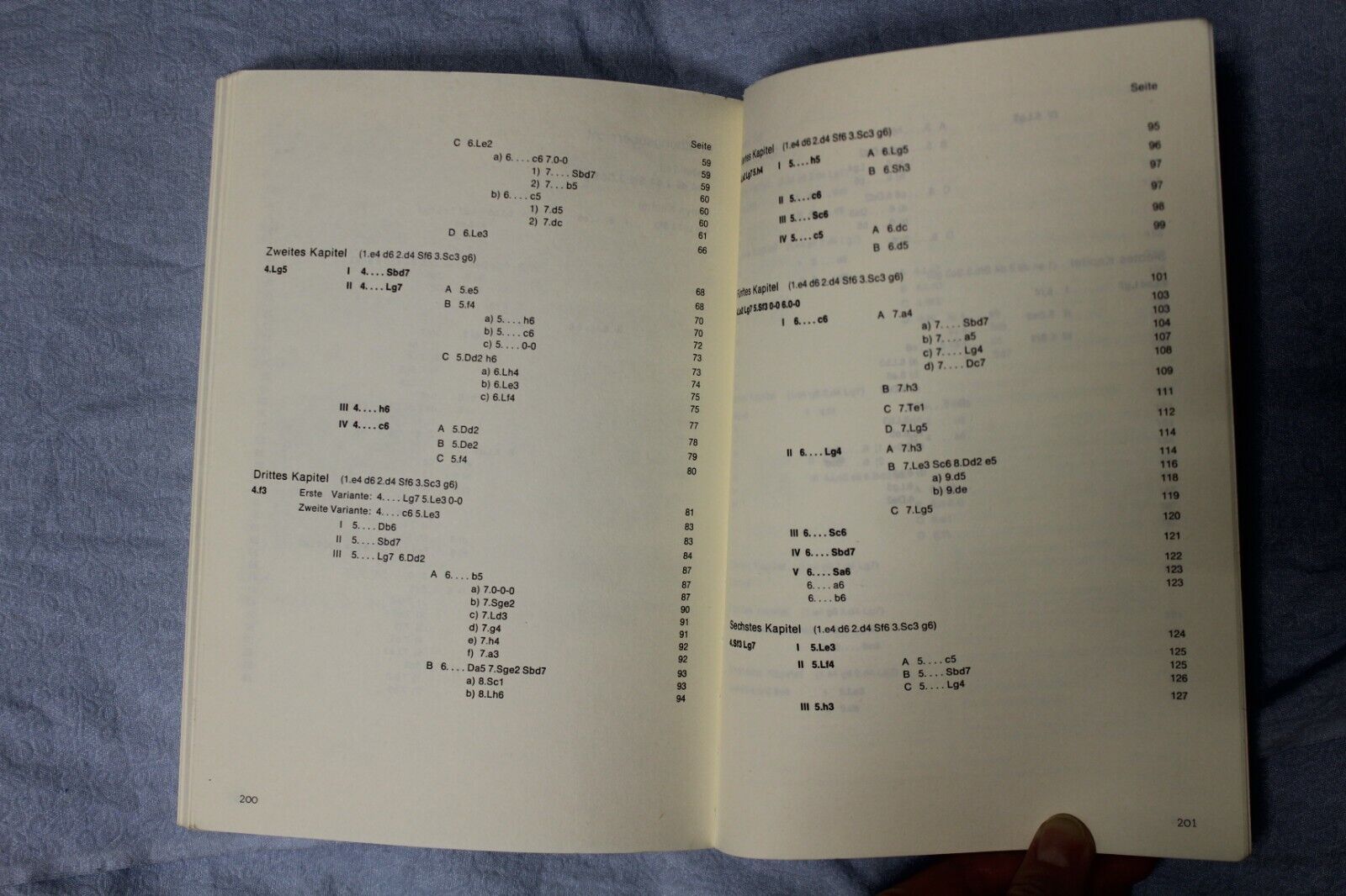 11120.Chess Book: signed Friedstein for Karpov, Pirc-Ufimzew Verteidingung, 1977