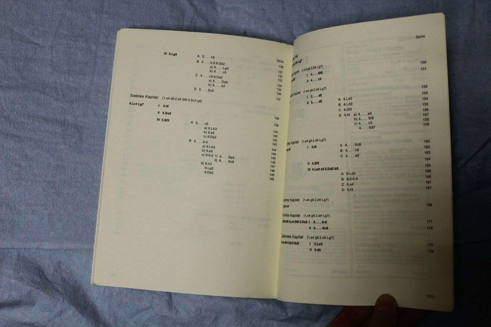 11120.Chess Book: signed Friedstein for Karpov, Pirc-Ufimzew Verteidingung, 1977