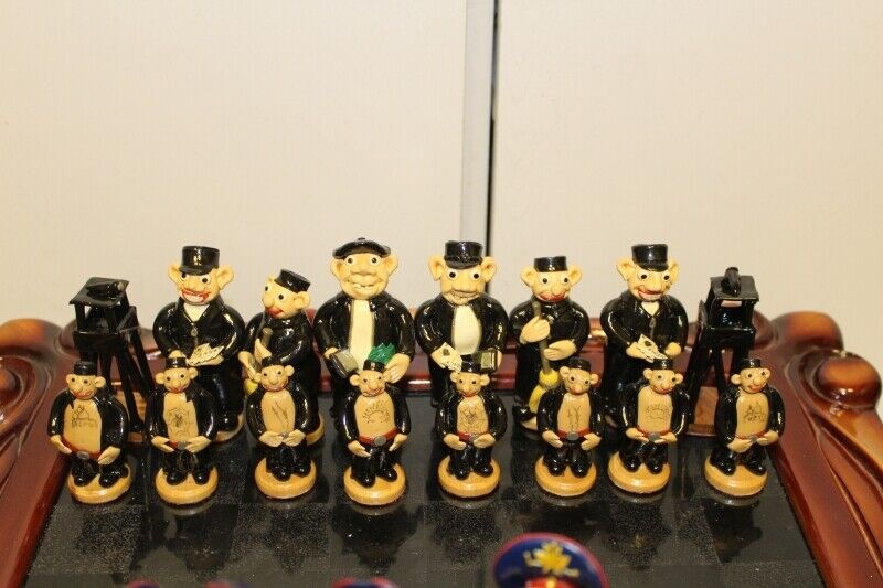 11441.Russian Bread Handmade Chess Set 6 Jailhouse: Police vs Prisoners