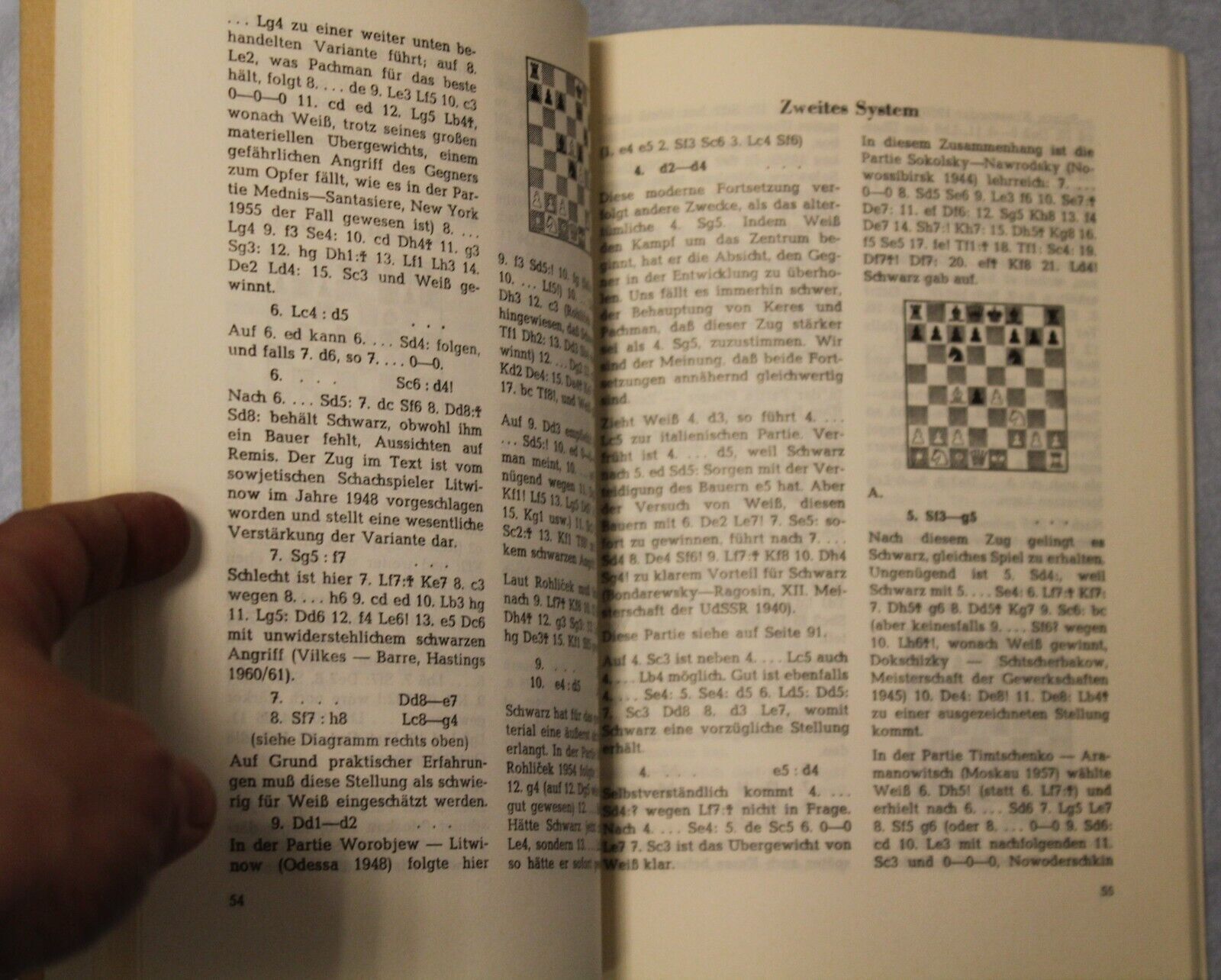 11464.Russian Chess Book signed by  Y. Ėstrin. Zweispringerspiel im Nachzuge. 1966
