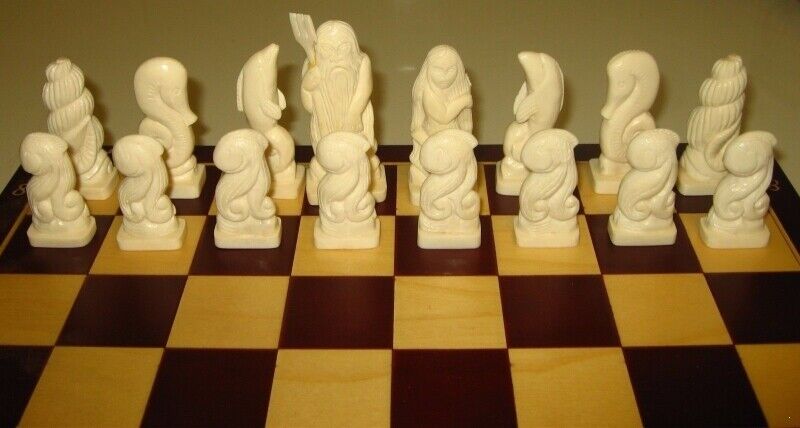 11581.Russian Chess Set Sea Tale