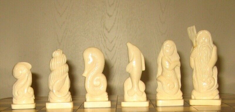 11581.Russian Chess Set Sea Tale