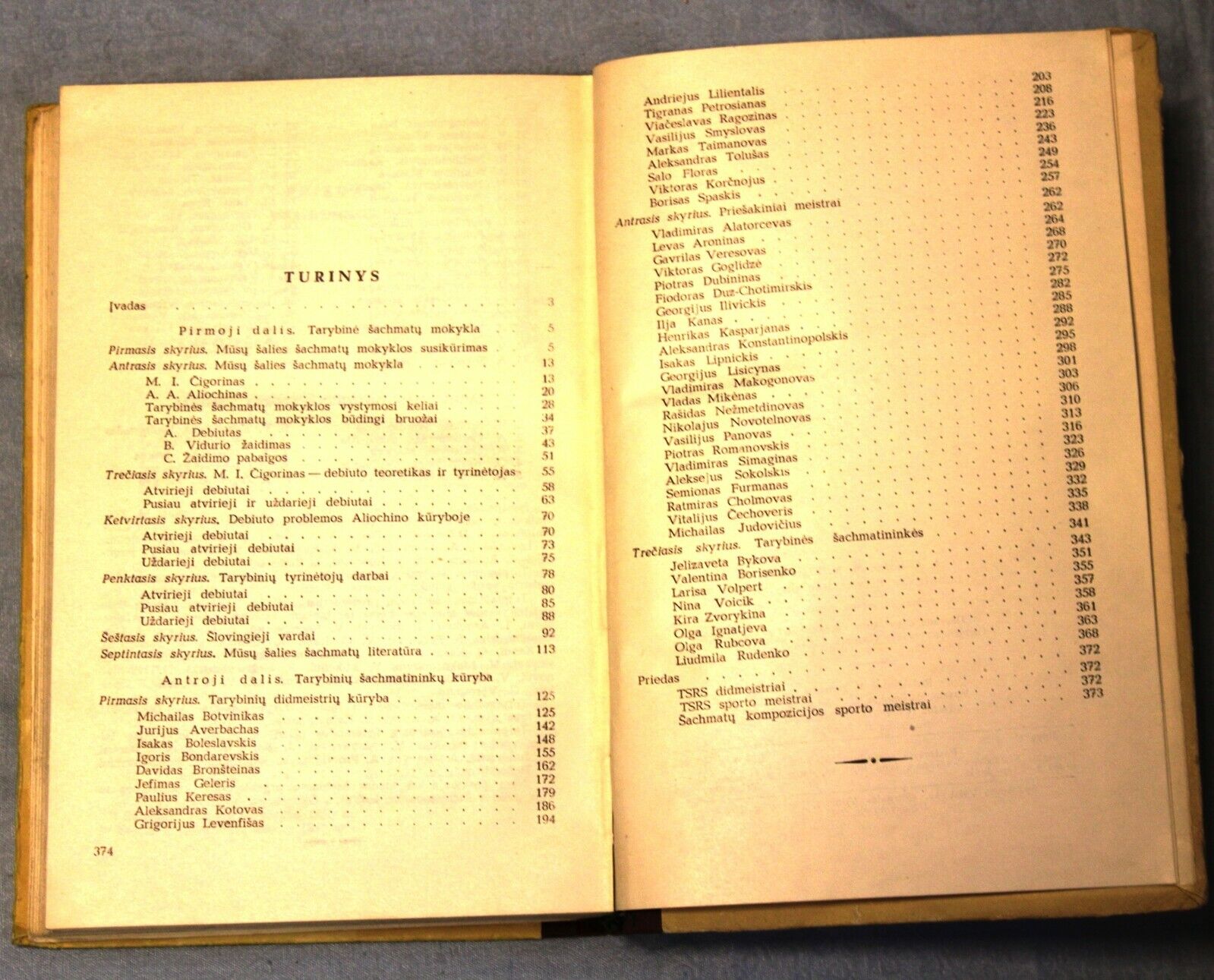 11693.Soviet Chess Book in Lithuanian. Soviet chess school. Kotov. Vilnius 1957